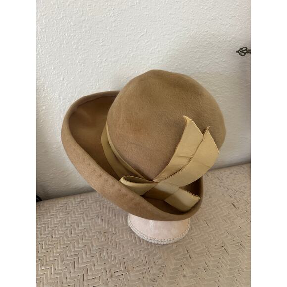 Mr. John Hand Sewn Camel cashmere woman’s fedora with ribbon band and bow 1940s